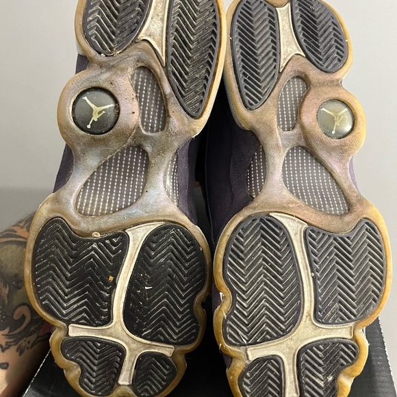 Air Jordan 13 Retro Sneakers - Picture 5 of 6